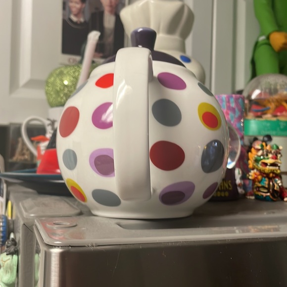 Small Tea Pot…. - Picture 2 of 6